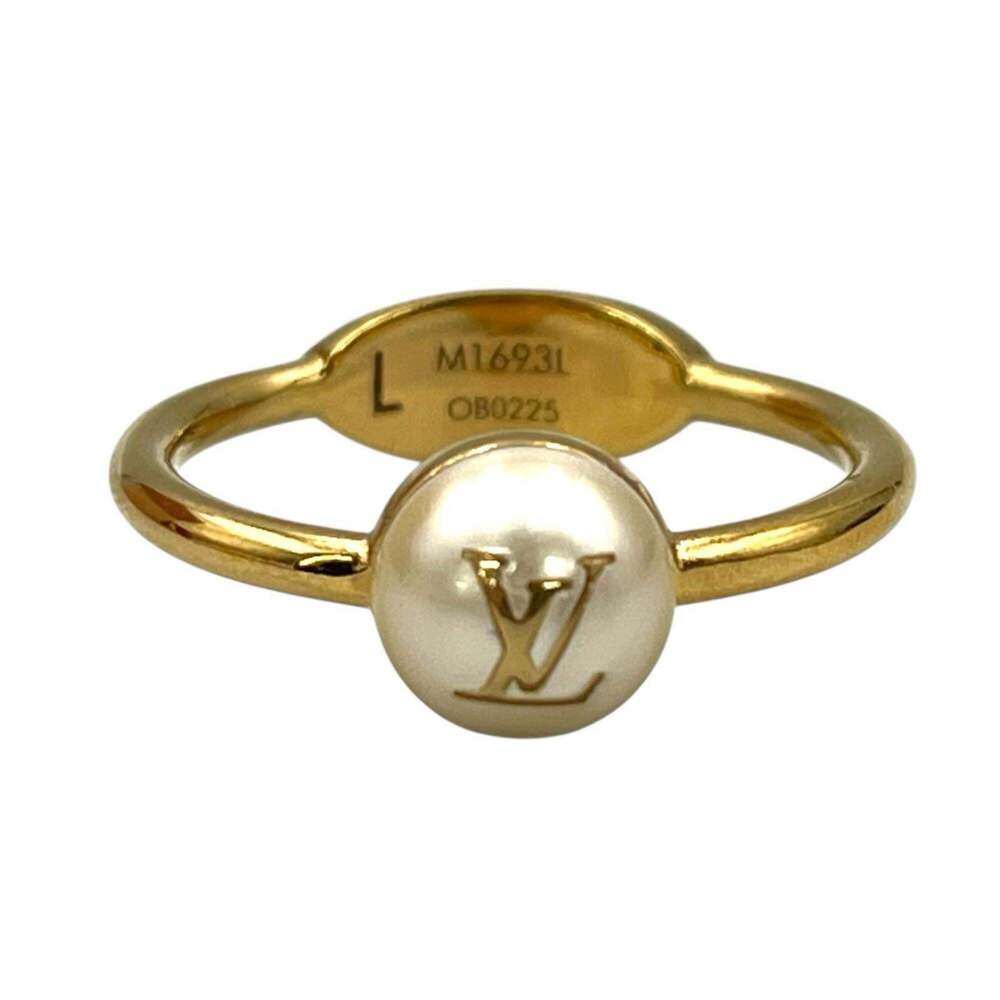 LOUIS VUITTON Gold Pearl Ring - Picture 4 of 10